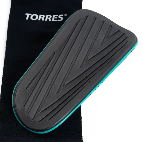 Щитки футбольные TORRES Pro за 1&nbsp;972 ₽ в Челябинске